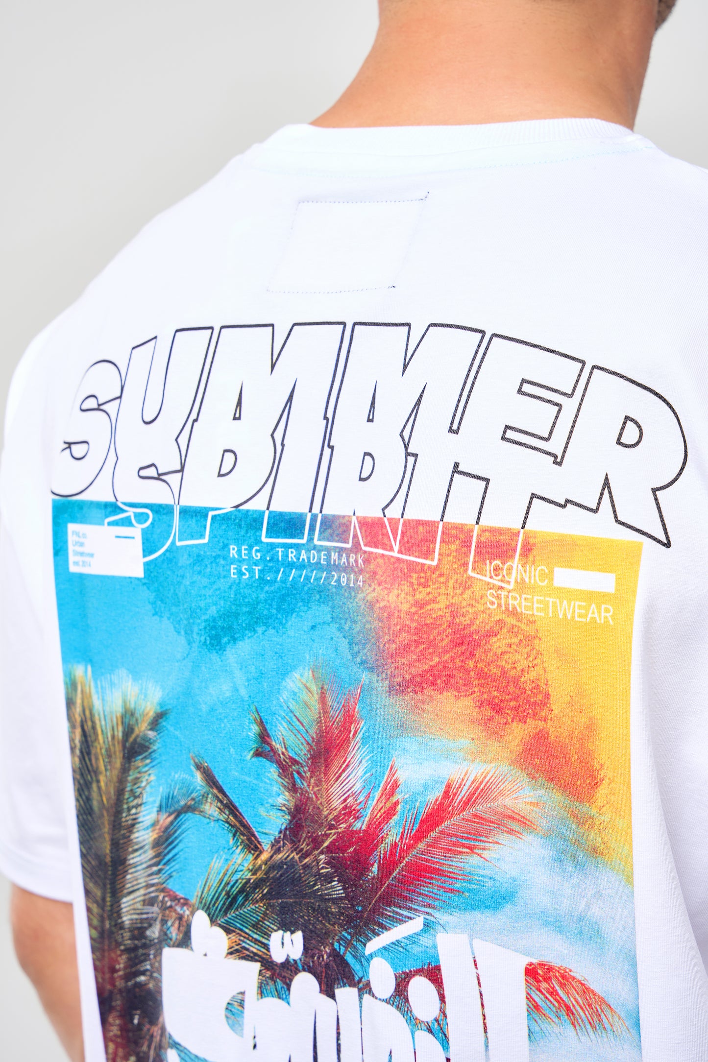 SUMMER SPIRIT T-Shirt