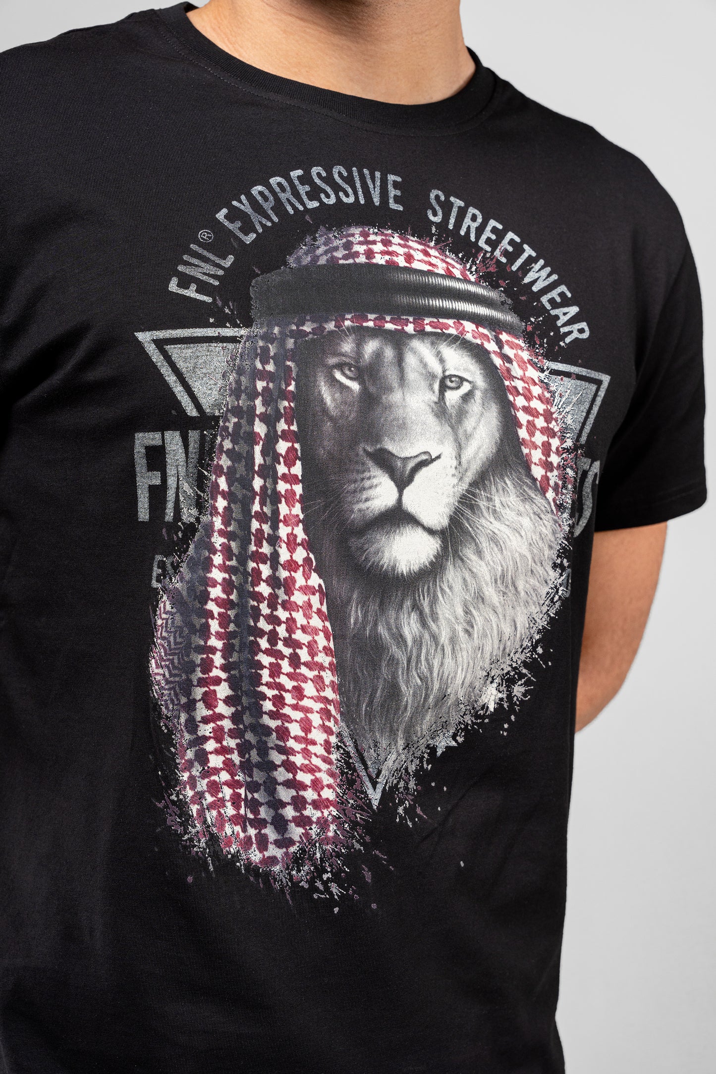 تيشيرت الأسد