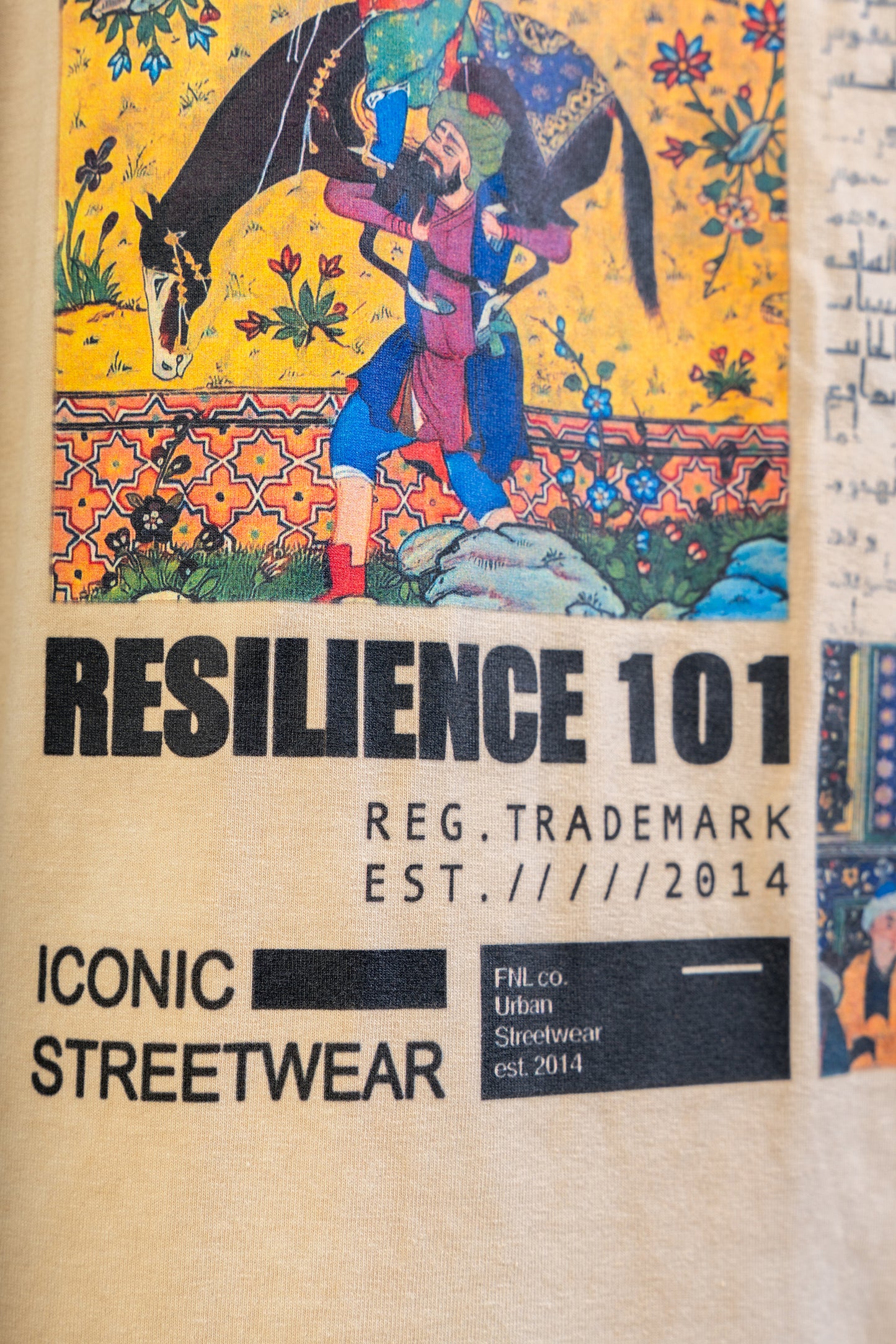 تيشيرت RESILIENCE