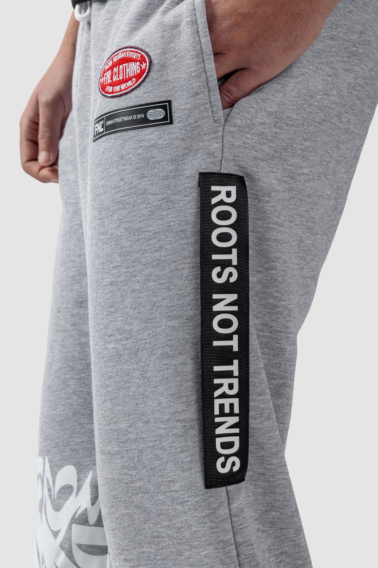 CALLIGRAPHY Sweatpants