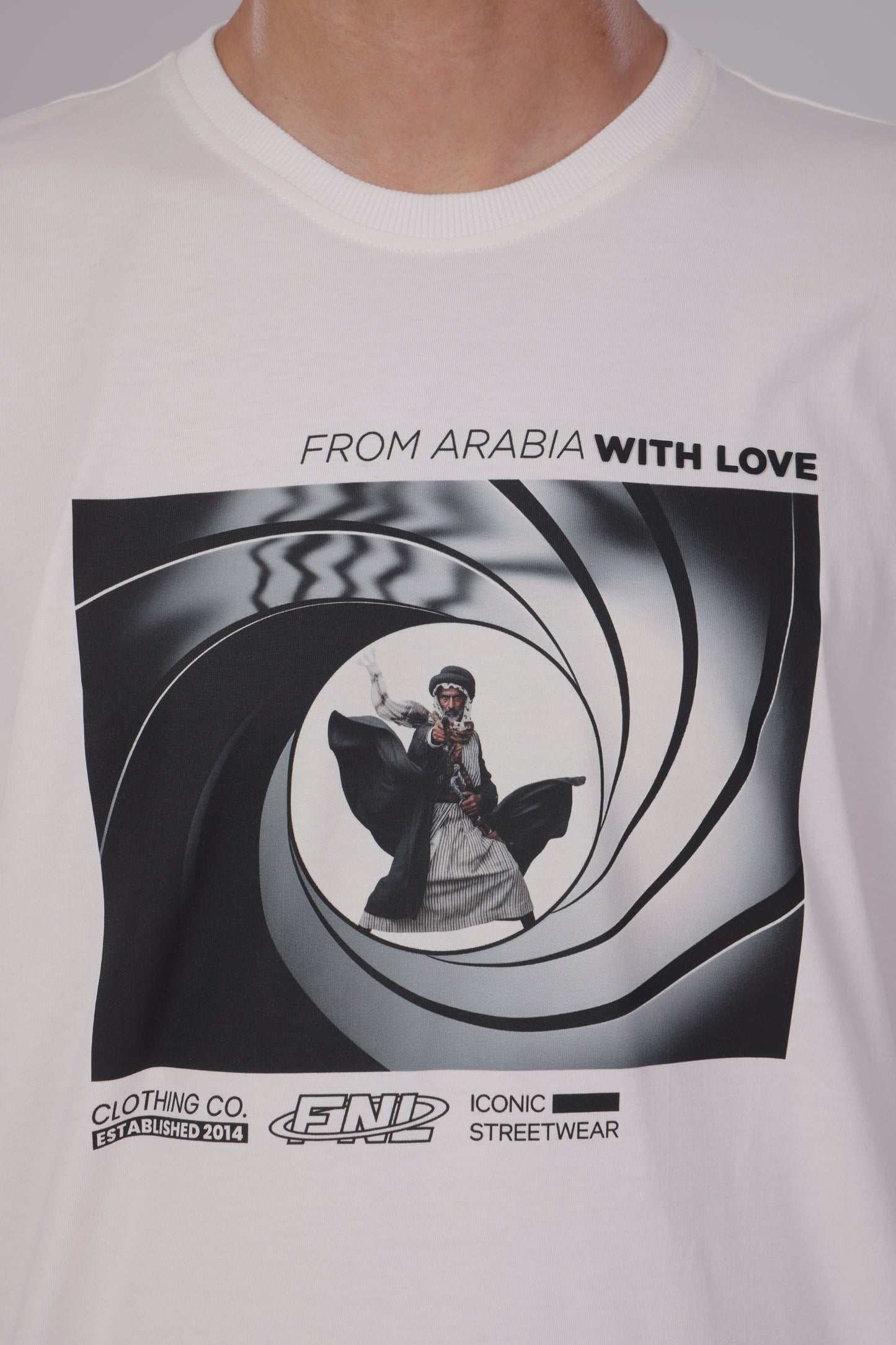 BOND T-SHIRT