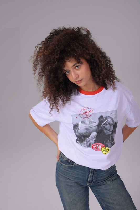 KISSING CAMELS T-SHIRT