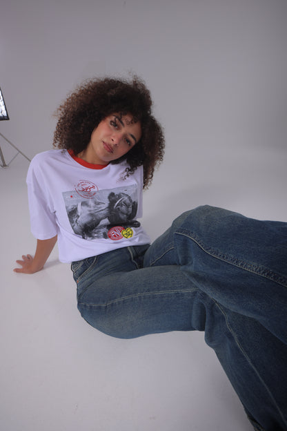 KISSING CAMELS T-SHIRT