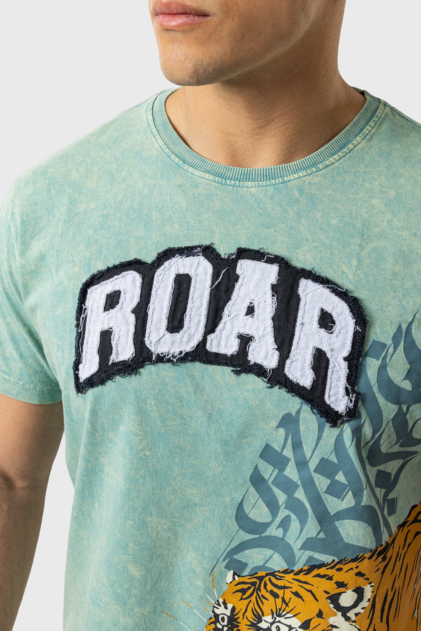 ROAR T-shirt