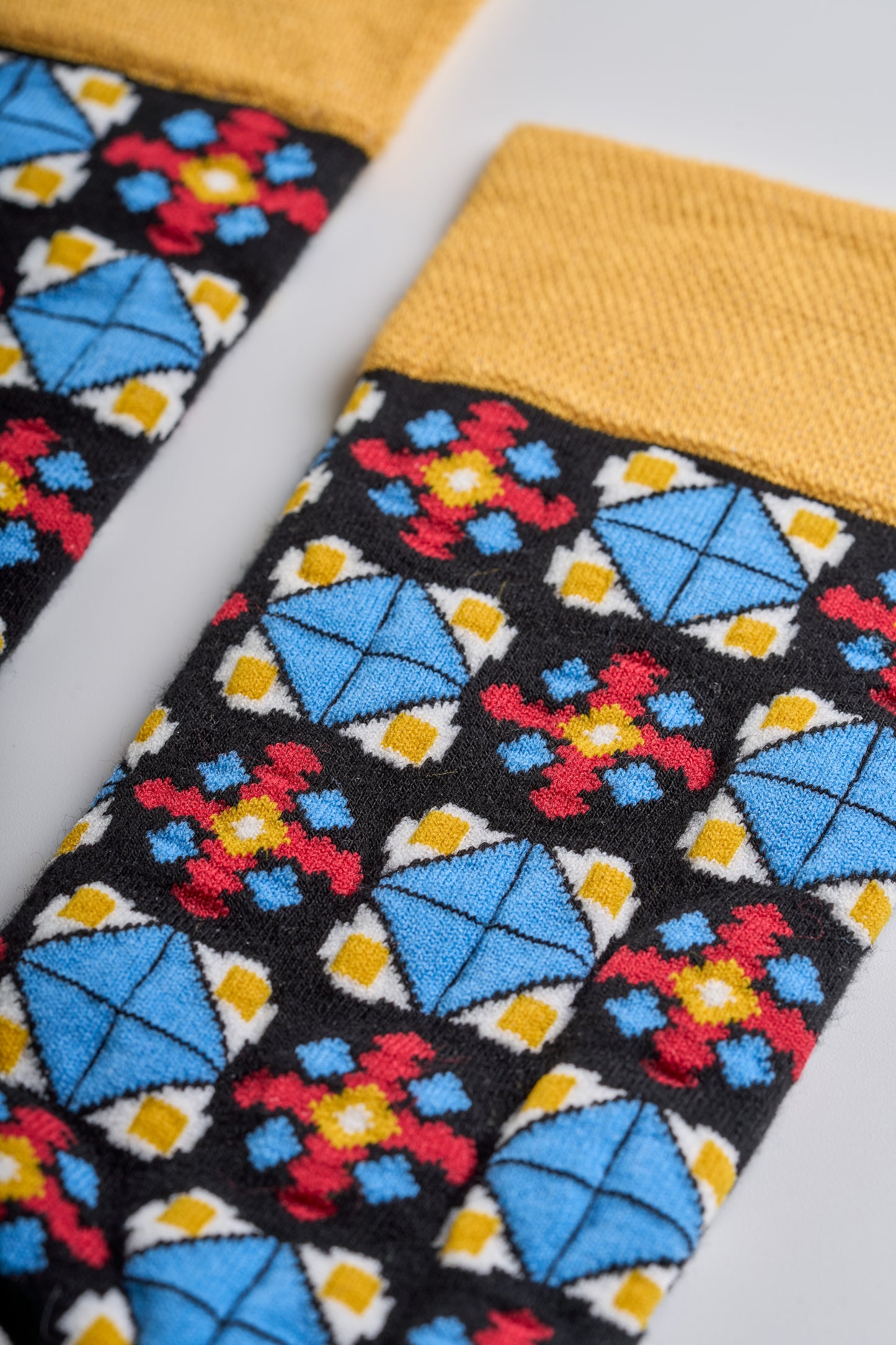 BLACK TILES SOCKS